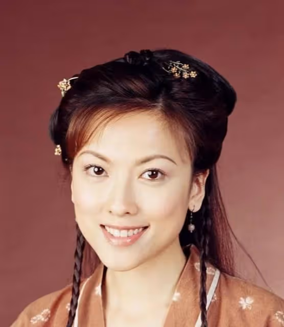 TVB前著名女星退圈14年後首復出，嫁圈外男友9年，今年誕下二胎