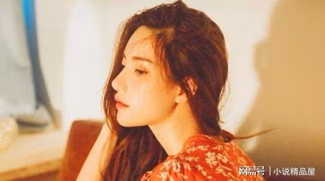 我的老闆，給我喂了下藥的酒後，送到對他有利的老男人床上
