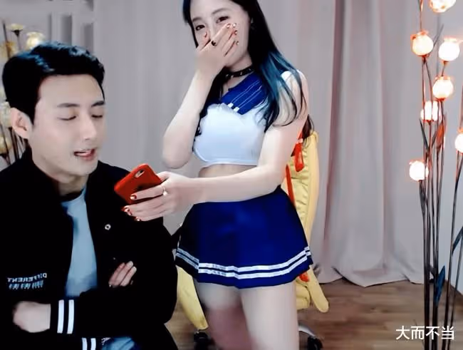 昔勒索李秉憲入獄1年，今轉行性感女主播，12小時撈金380萬