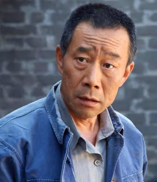 「最貴影帝」李雪健，一個廣告可以賺上億，卻被醫療費壓彎了腰