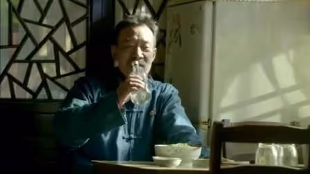 「最貴影帝」李雪健,一個廣告可以賺上億,卻被醫療費壓彎了腰
