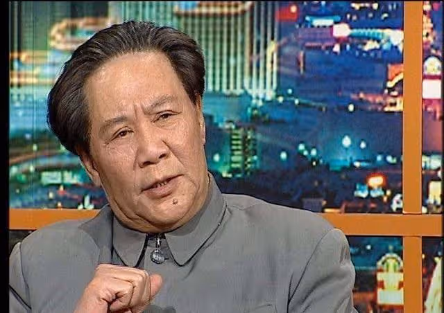 她是第一個扮演「毛主席」走紅的女演員,演技獲得一致好評!