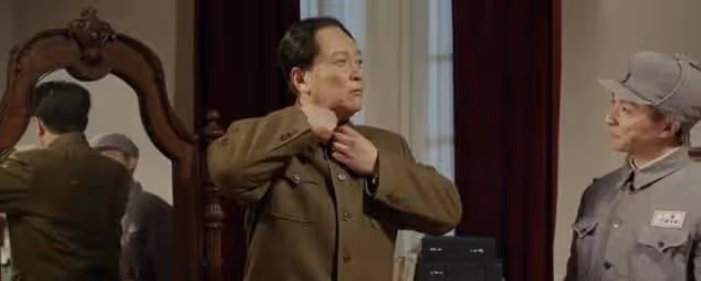她是第一個扮演「毛主席」走紅的女演員,演技獲得一致好評!