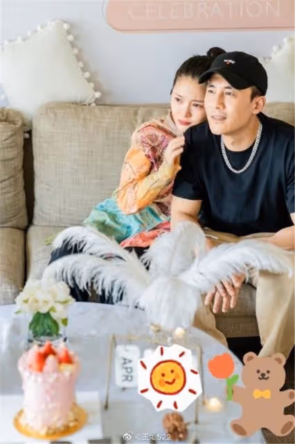 杜淳曬全家出遊照卻引來網友惡評,怒回:惡毒的女人沒好下場