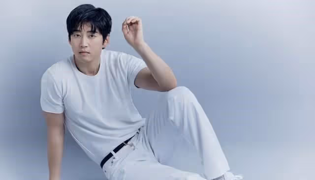 嫁給男神的不是女神，相愛不能廝守，終究成了年輕時的一場夢
