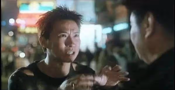 「挨打哥」張家輝:脫掉警服變「軟飯」男