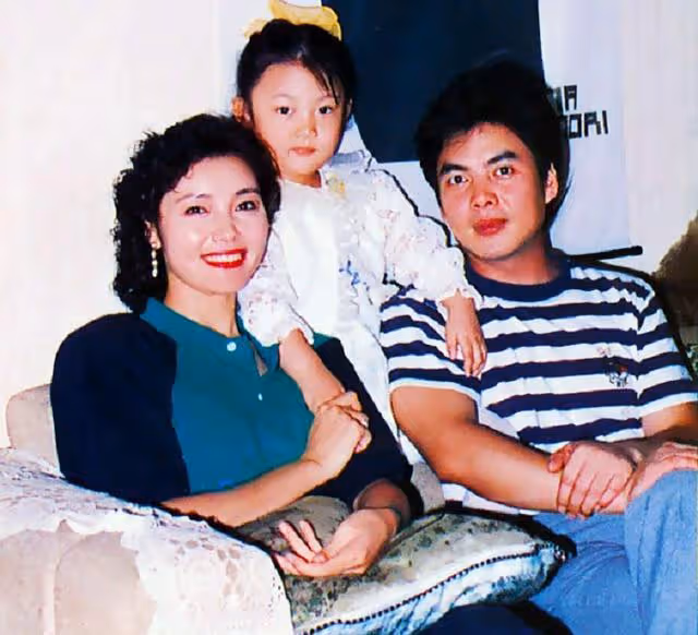 著名演員姜黎黎:誤診致丈夫一夜白頭,攜手40年恩愛如初