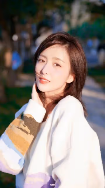 娛記說:何炅被掃地出門?蔣勤勤撇清於正?佟麗婭地位不保?辛芷蕾反炒?