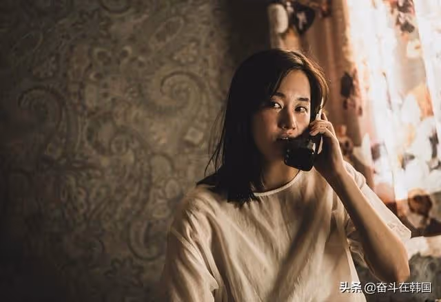 最近戀情瓜這麼多的嗎？這兩對也談戀愛了