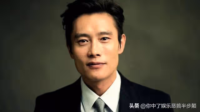 韓國知名男演員李秉憲自曝為還父債，曾出席夜總會的活動
