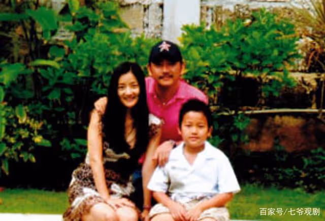 總比男主角深情，《青春的陷阱》沈銀河息影多年，61歲的他還在演
