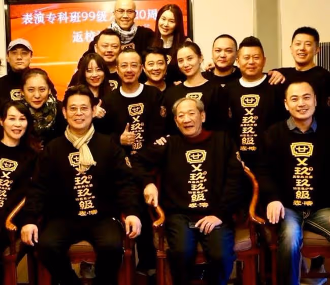 一路走好！85歲老戲骨病逝，曾在上戲任教，廖凡宋佳等都是其學生