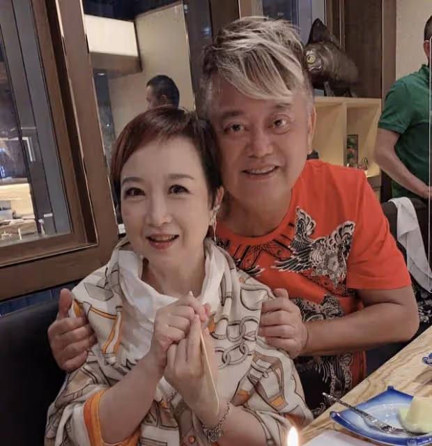 陳百祥71歲生日獲愛妻慶祝，結婚42年堅持丁克，過億財產無人繼承