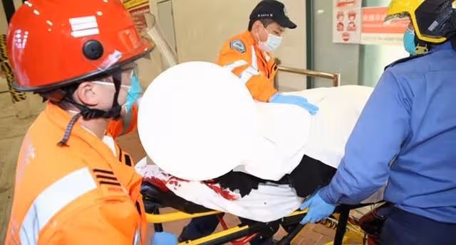 突發！著名已故港星25歲孫子發生車禍離世，被救出時滿臉是血