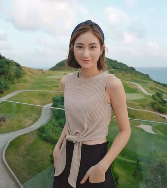 恭喜！TVB小花蔡嘉欣預告與富貴男友好事近，直言在等對方求婚