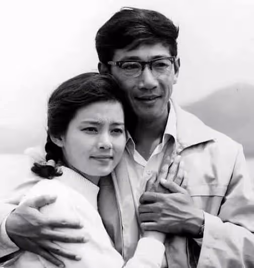 突傳死訊！85歲著名老戲骨因病離世，從影半世紀桃李滿天下