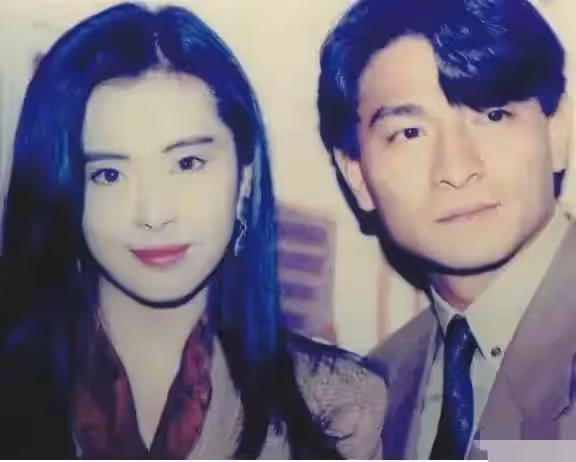 「回眸一笑百媚生」:王祖賢到底有多美?(多圖)