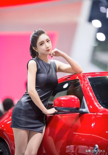 展會上的韓國模特受關注程度非常高 每一幀都是理由