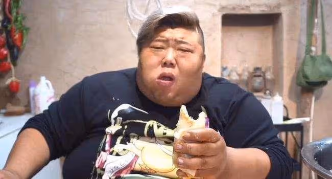 胖猴仔:美食博主曝灰色產業鏈,刪除所有視頻,網友曝出重磅信息