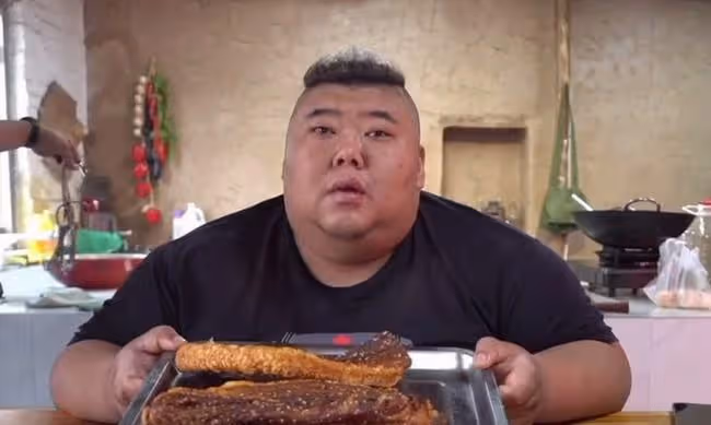 胖猴仔:美食博主曝灰色產業鏈,刪除所有視頻,網友曝出重磅信息