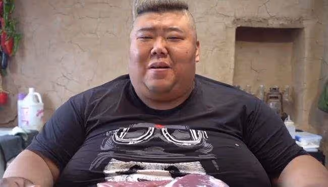 胖猴仔：美食博主曝灰色產業鏈，刪除所有視頻，網友曝出重磅信息