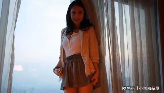 5年前一個夜晚，我在老公和情人的安排下，被一堆男人拖進小樹林
