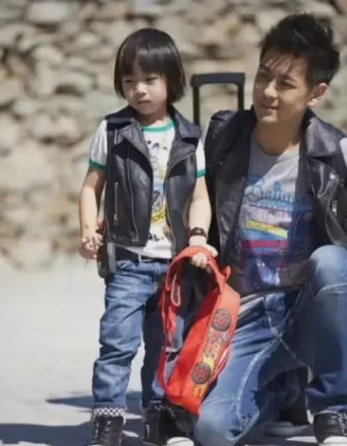 參加《爸爸去哪兒1》的5個爸爸們，有4個已翻車，只有田亮還在堅守