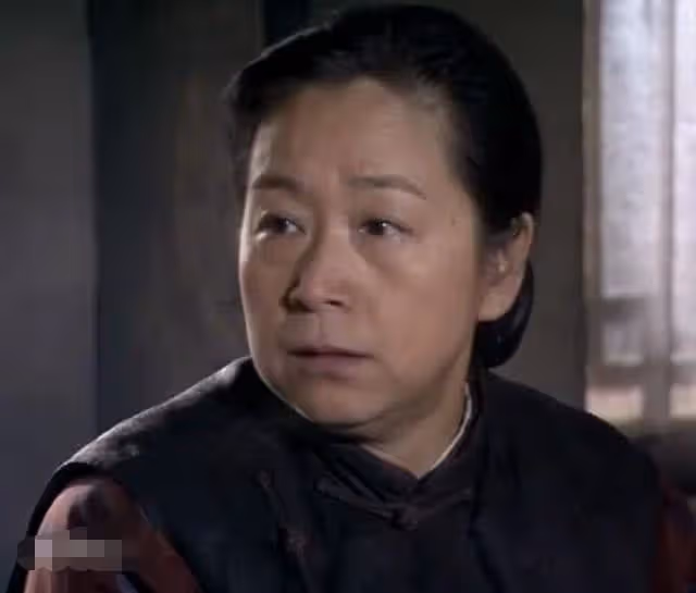 為了鄧婕，張國立「拋棄」的前妻羅秀春，現如今怎麼樣了？