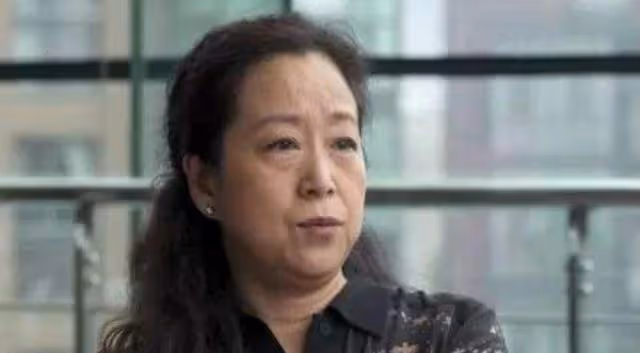 為了鄧婕，張國立「拋棄」的前妻羅秀春，現如今怎麼樣了？