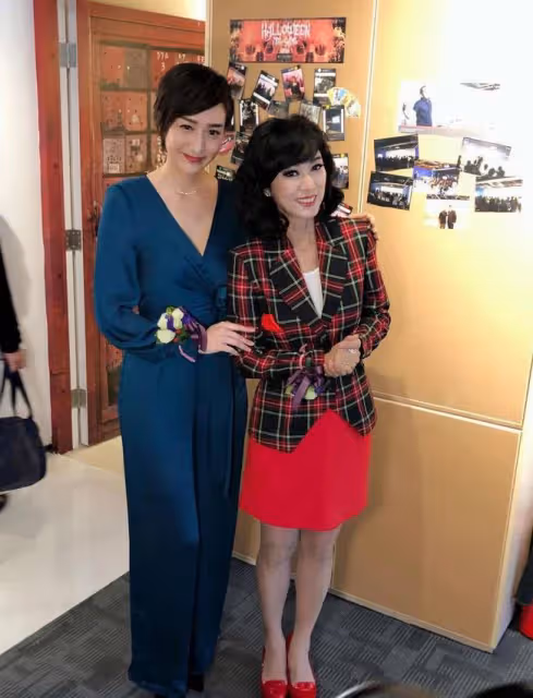 婆婆都住院了，你有臉給你媽買珠寶？搞笑，AA制是你定的
