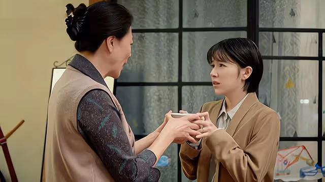 婆婆新婚夜提AA制，新娘：別的都好說，懷孕咋A？要不孫子你來生