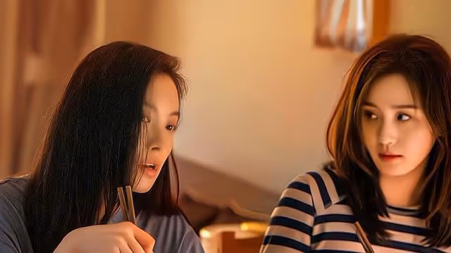 婆婆住院我放棄16萬年薪的工作伺候，小姑子來趟醫院，我決定離婚
