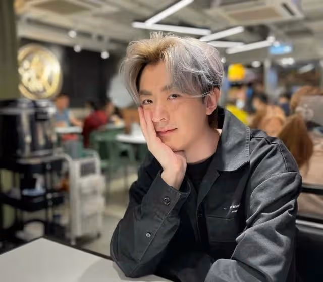 不能唱歌！香港歌手洪卓立被診斷聲帶彎曲，早前還曾暈倒吐白沫