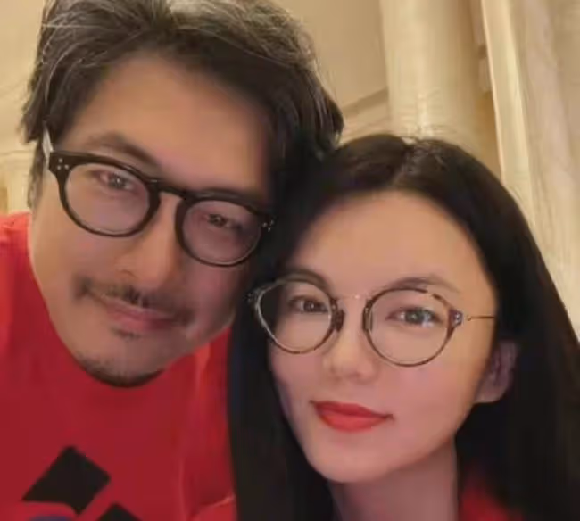 李湘與神秘男子酒店約會，舉止親密好曖昧，網友：李湘的富婆氣質真是無法阻擋..