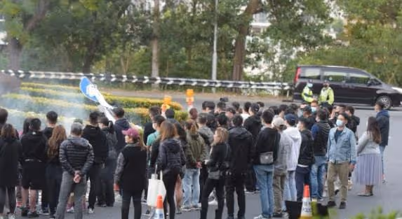奪命車禍！已故演員「大傻」愛孫不幸離世，年僅25歲，現場慘烈！