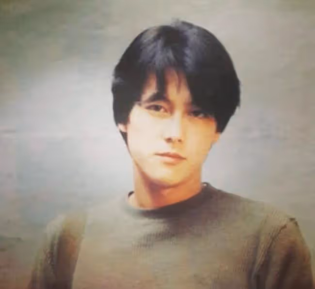 清潭洞帥氣的頂配，自戀的鄭雨盛有資本，演了25年拿下青龍影帝