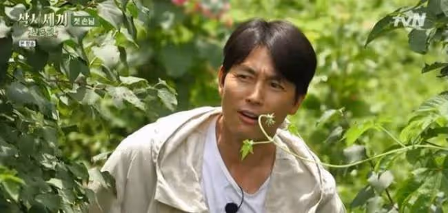 清潭洞帥氣的頂配，自戀的鄭雨盛有資本，演了25年拿下青龍影帝