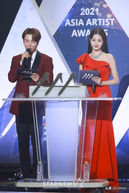 2021AAA頒獎當天身著2億4千萬韓元寶石的張元英，女神的無限潛力