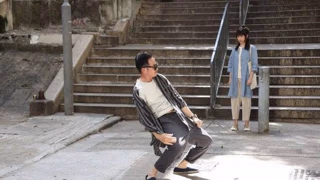 50歲視帝陳豪被贊腰力好，為新劇大跳街舞，動作嫻熟略顯生硬