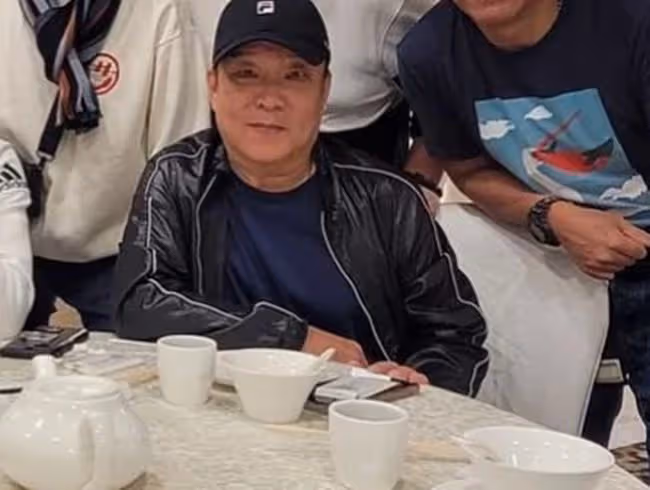 60多位動作演員聚會！56歲錢嘉樂穩站C位，71歲影帝太保精神好