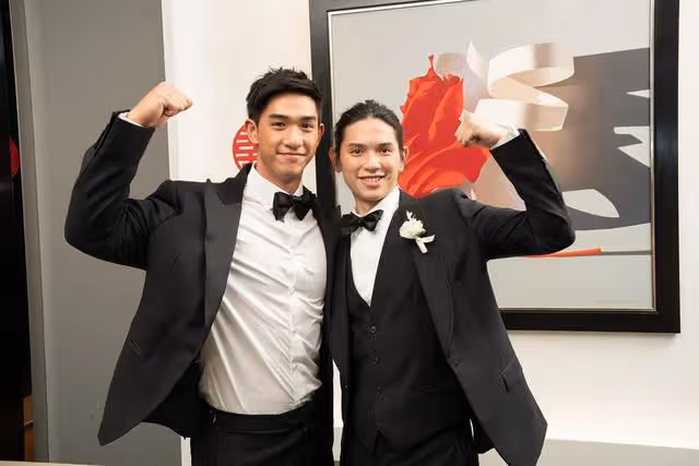 香港著名女星小兒子曬健身視頻，長相帥氣有型，44寸胸肌搶鏡