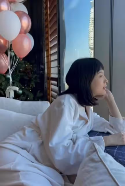 三年抱三！31歲TVB童顏女星三胎隨時可生，罕見公開孕肚寫真照