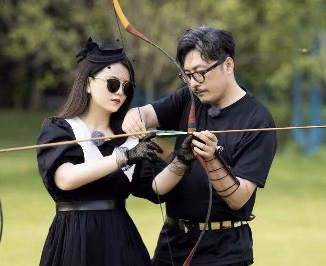 女明星離婚內卷,揭開中年婚姻扎心真相:真愛過,真不愛了!