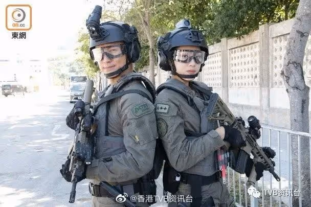 武裝上陣槍戰！陳山聰遭劉穎鏇生擒親嘴