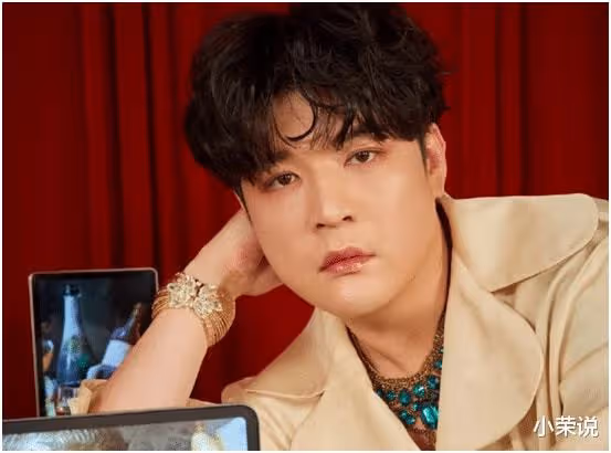 Super Junior的神童，是韓國最胖的愛豆，巔峰體重到達二百斤