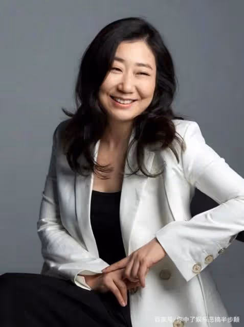 韓國知名男星李瑞鎮頭髮稀成地中海，新劇造型引起韓國網友熱議！