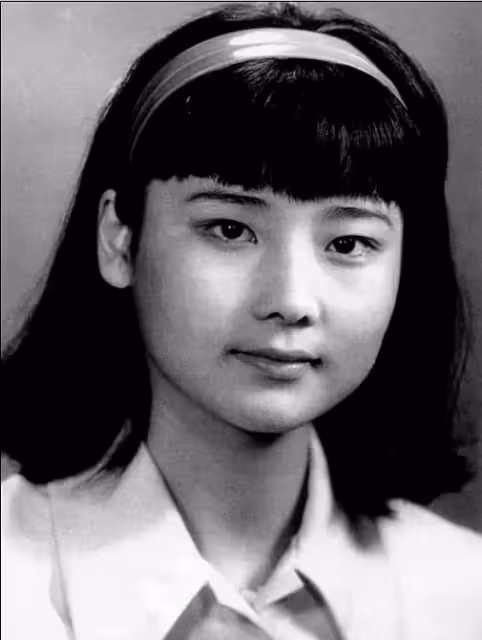 何賽飛:演活了楊九紅和三姨太,謝園說:「她太勾人了」