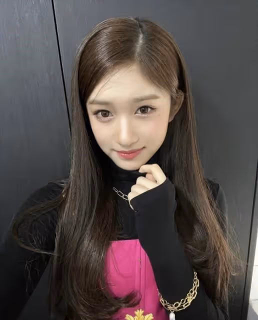 你入坑了嗎？韓國新女團IVE6位成員介紹、直拍整理，忙內只有14歲