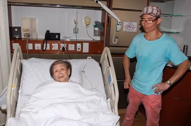 梅艷芳母親高血壓病發入院，痛批兒子鬼迷心竅，或將脫離母子關係