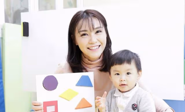 又走一個！33歲TVB著名女星宣布離巢，已轉行成媒體主任月入6.7萬